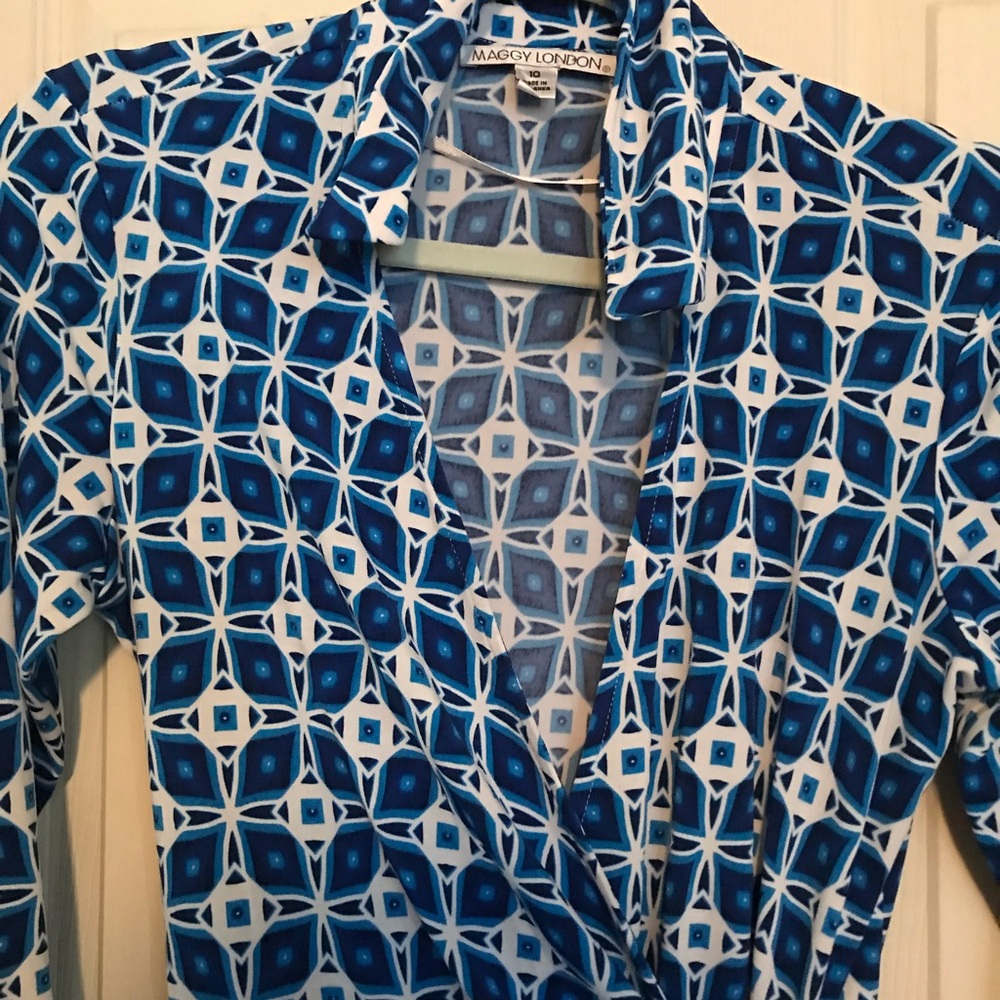 Maggy London Blue Geometric Size 10 Wrap Dress